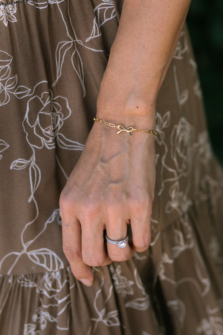 Leah Bow Chain Linked Bracelet